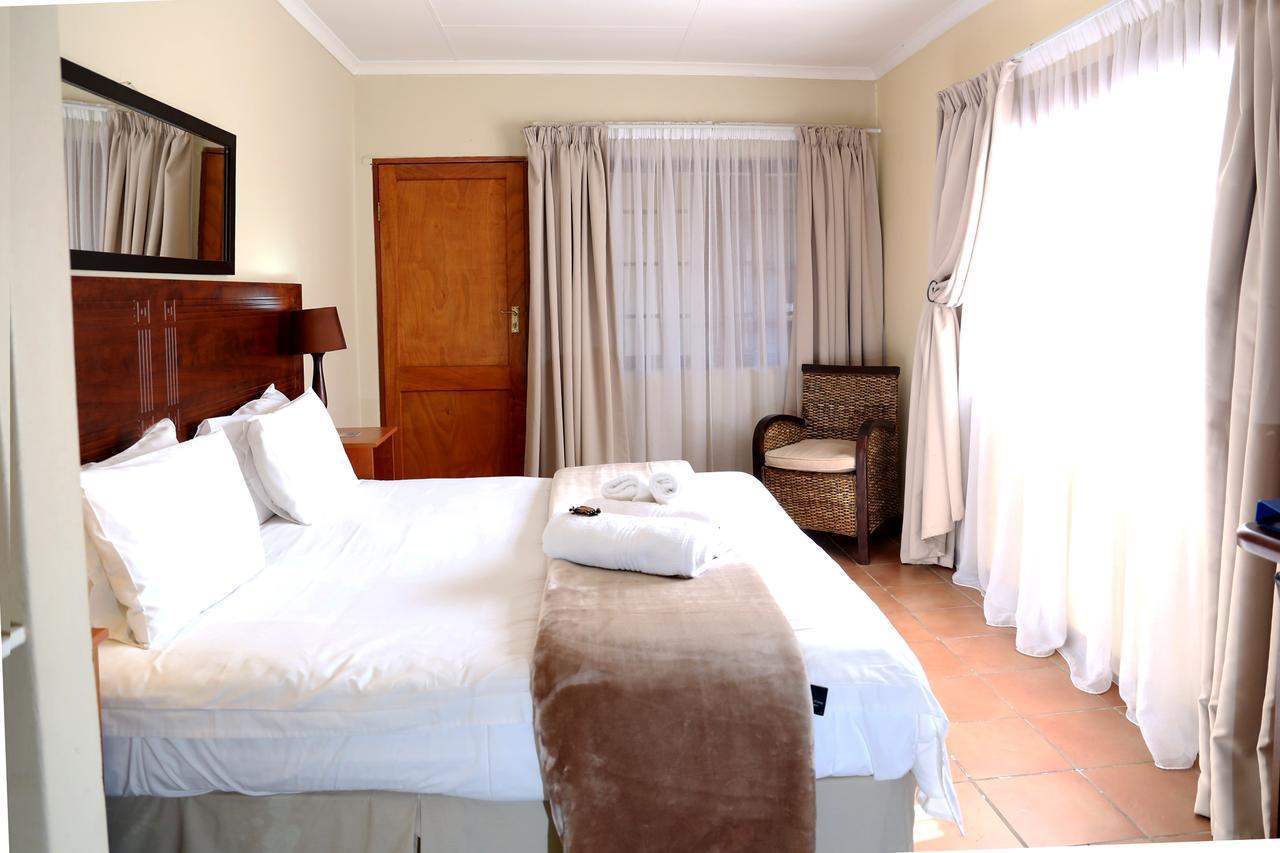 Morulana Guest House Kempton Park Exteriér fotografie