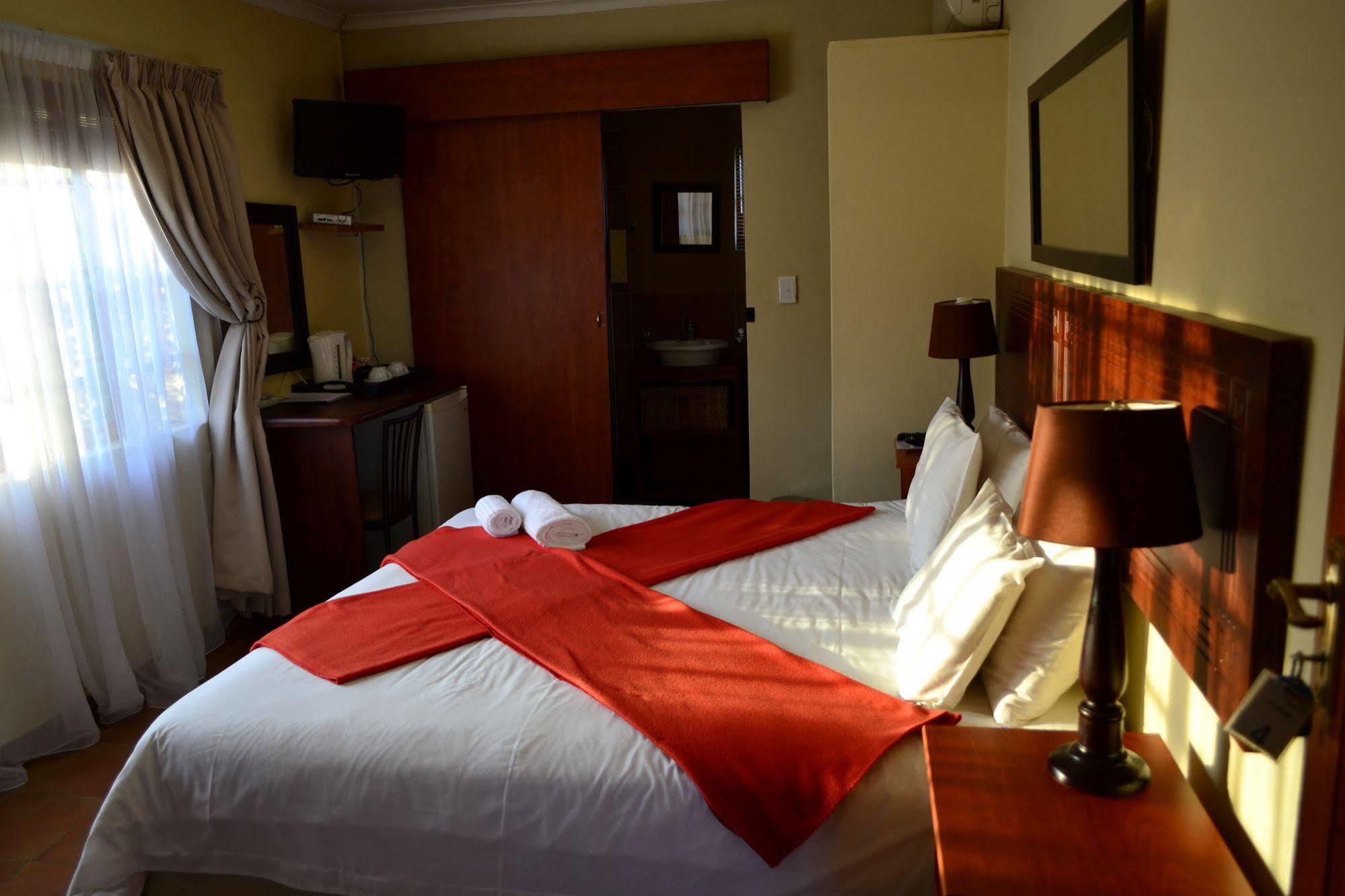 Morulana Guest House Kempton Park Exteriér fotografie